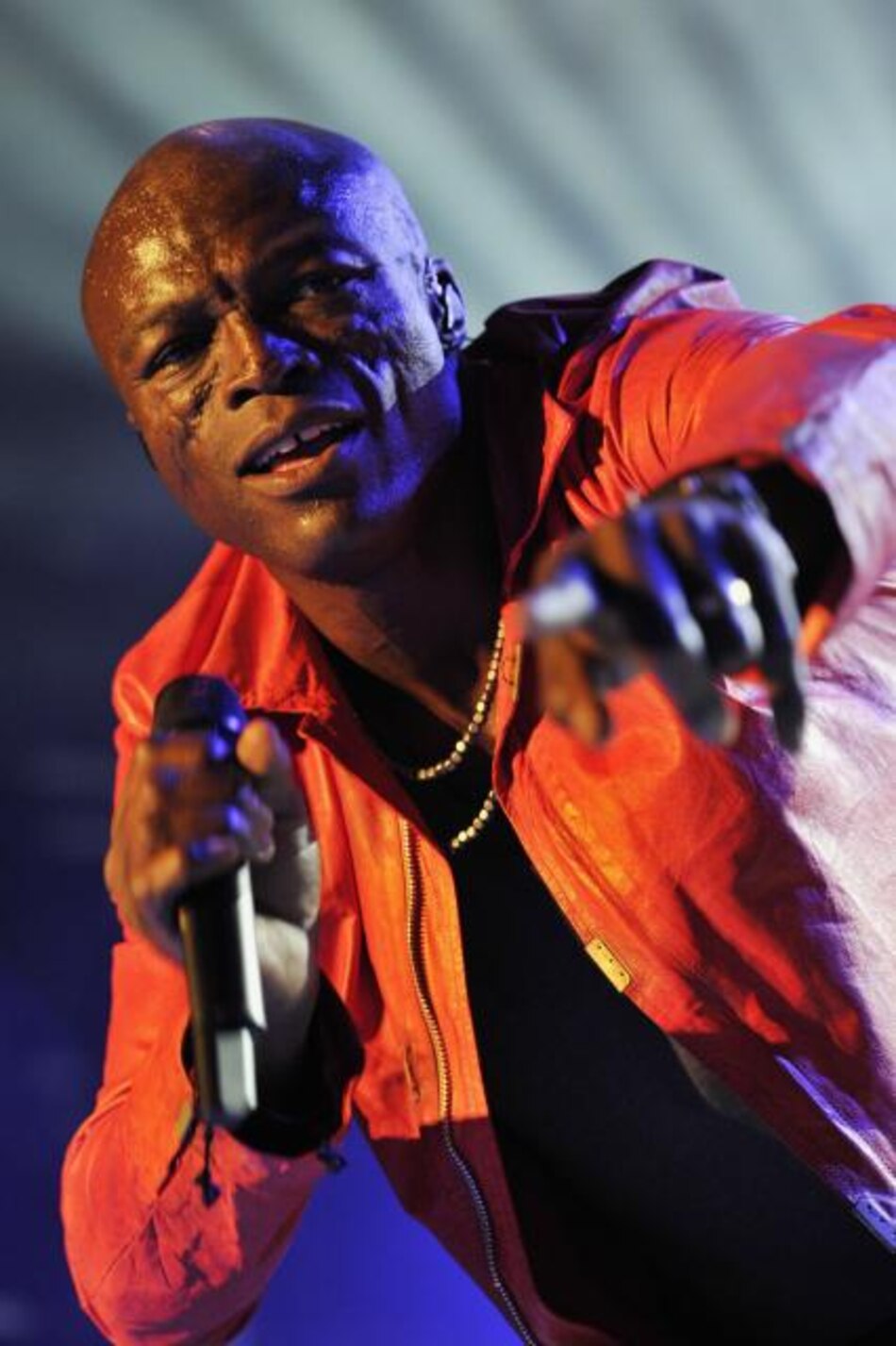 Seal presenta su octavo álbum de estudio
