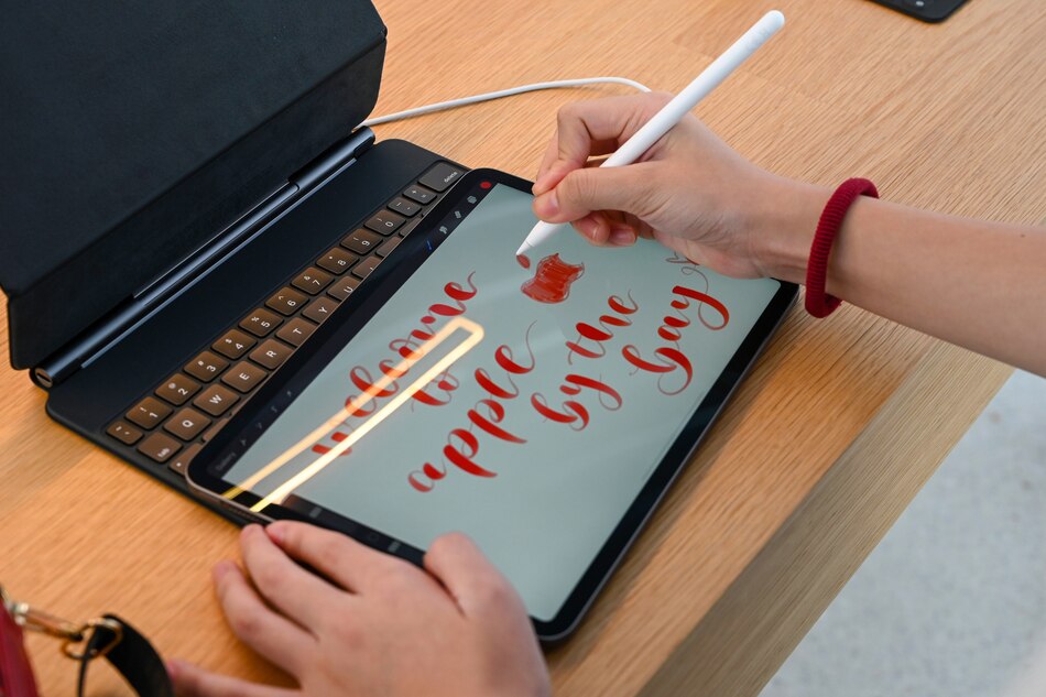 Apple actualiza aspecto de iPad Air y eleva precio a $599