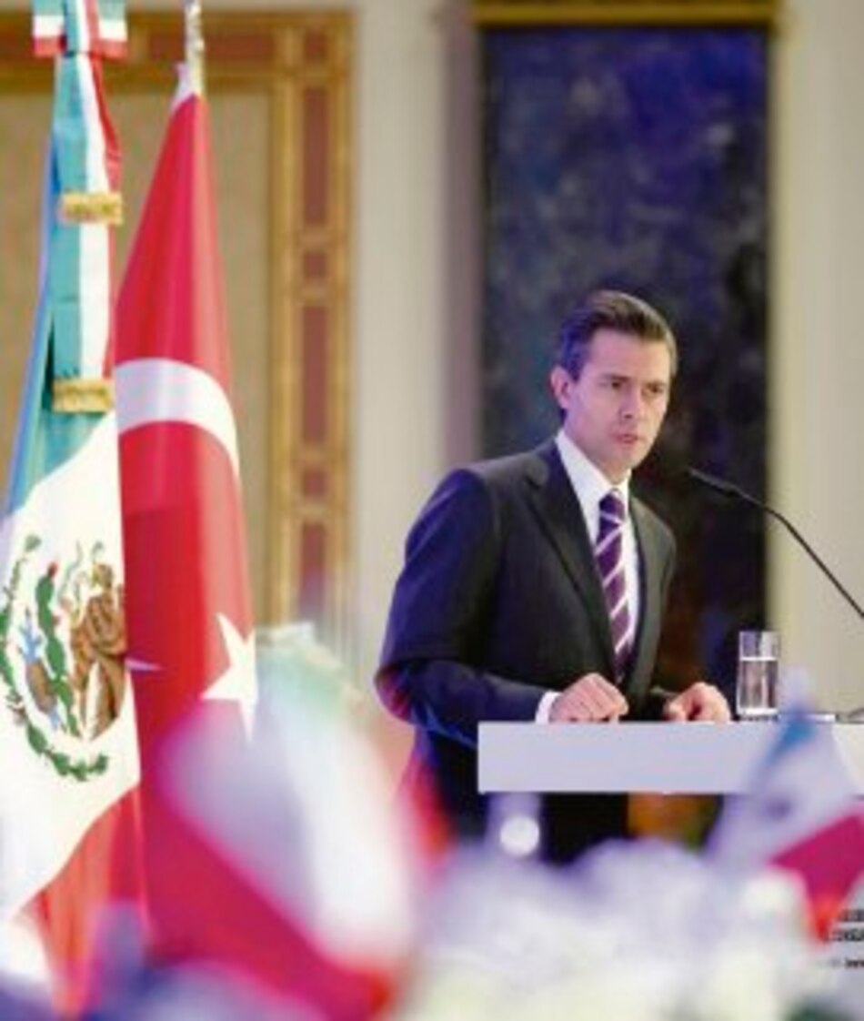 México censa a escuelas y maestros