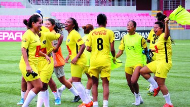 Nacional y Chorrillo siguen comandando