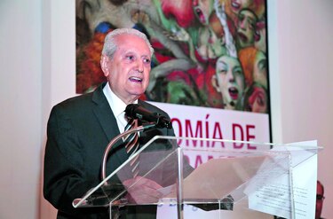 Carlos Bolívar Pedreschi reedita su obra más cimera