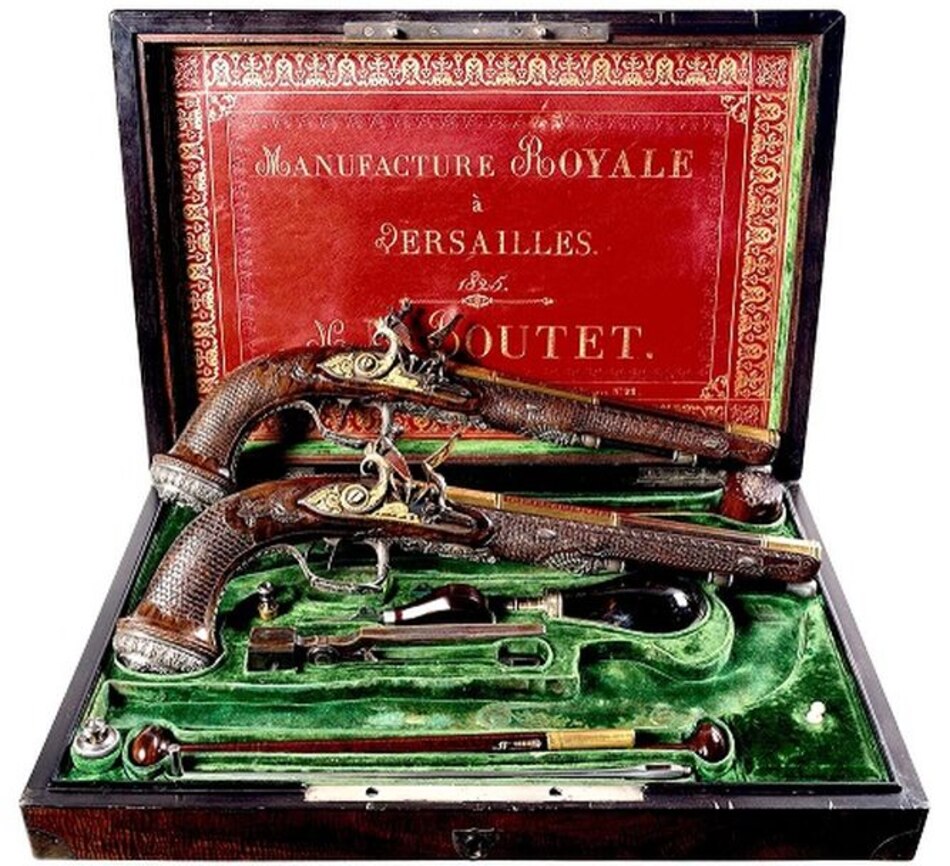 Pistolas que pertenecieron a Bolívar subastadas en 1.8 millones de dólares