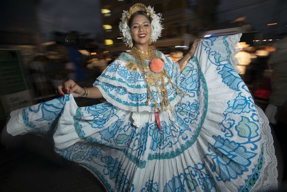 La riqueza cultural panameña: guía para el uso correcto de las polleras