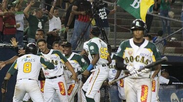 Bocas del Toro pega primero
