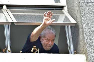 Lula queda libre tras ser interrogado tres horas por la Policía