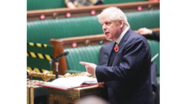 Polémico asesor de Boris Johnson sale del gobierno