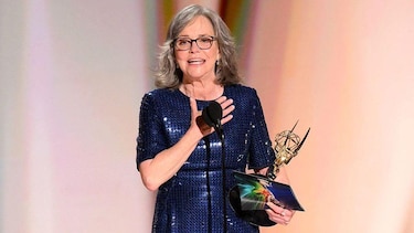Premios Emmy 2026: estos son los ganadores de una gala en la que hizo historia la serie de comedia ‘Widow’s Bay’