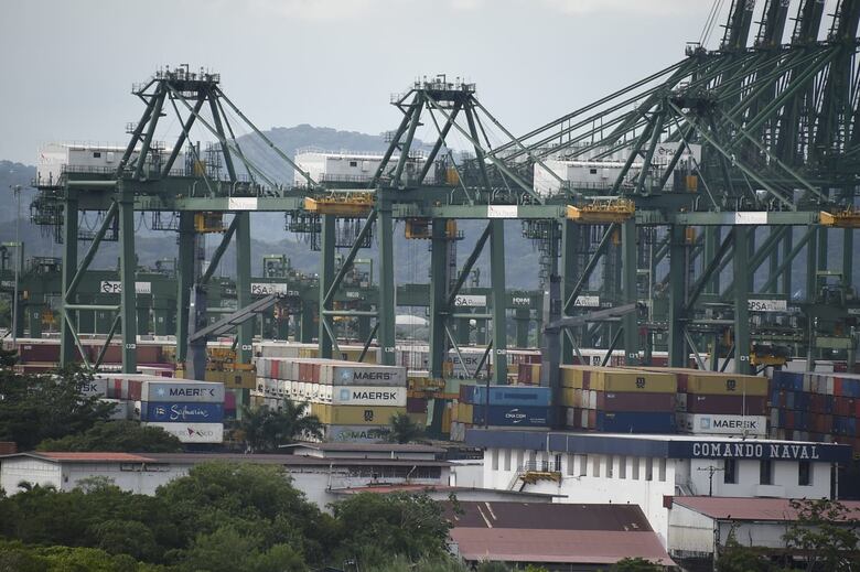 Se debilita el consumo mientras suben las compras financiadas