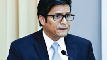 Asamblea abre consultas para la designación de Luis Tapia como magistrado