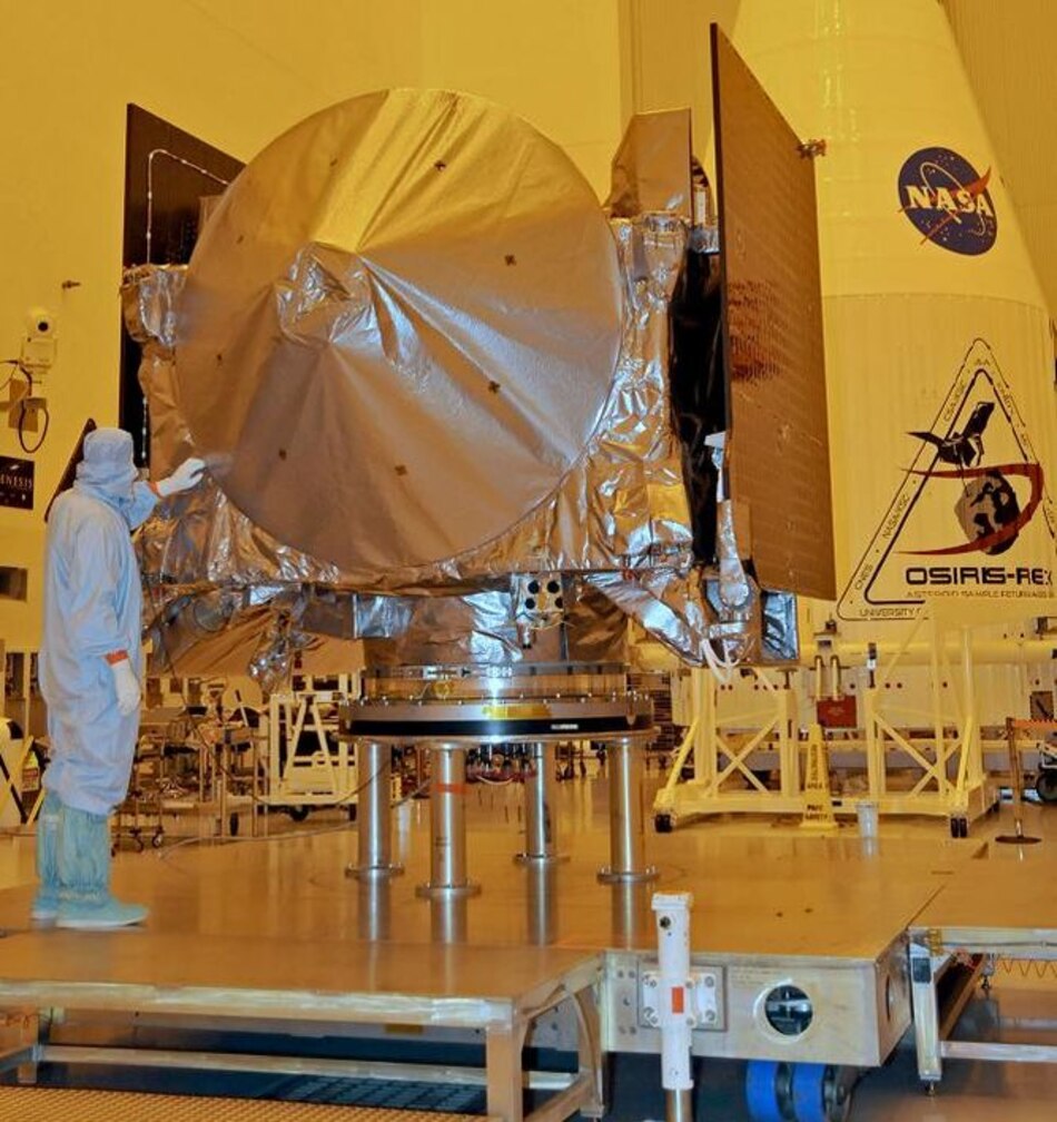 De un vaso de plástico a un asteroide: la nueva misión de la Nasa