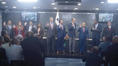 Diputados modifican tres comisiones de trabajo