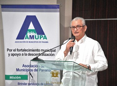 Municipios reclaman al Ejecutivo un aumento de la partida de descentralización de 2024