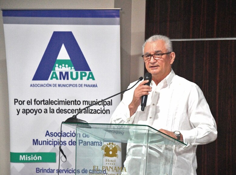 Municipios reclaman al Ejecutivo un aumento de la partida de descentralización de 2024