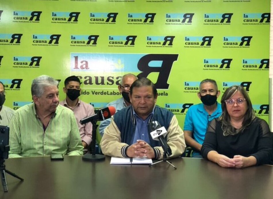 Opositor venezolano exige fijar fecha de las primarias presidenciales