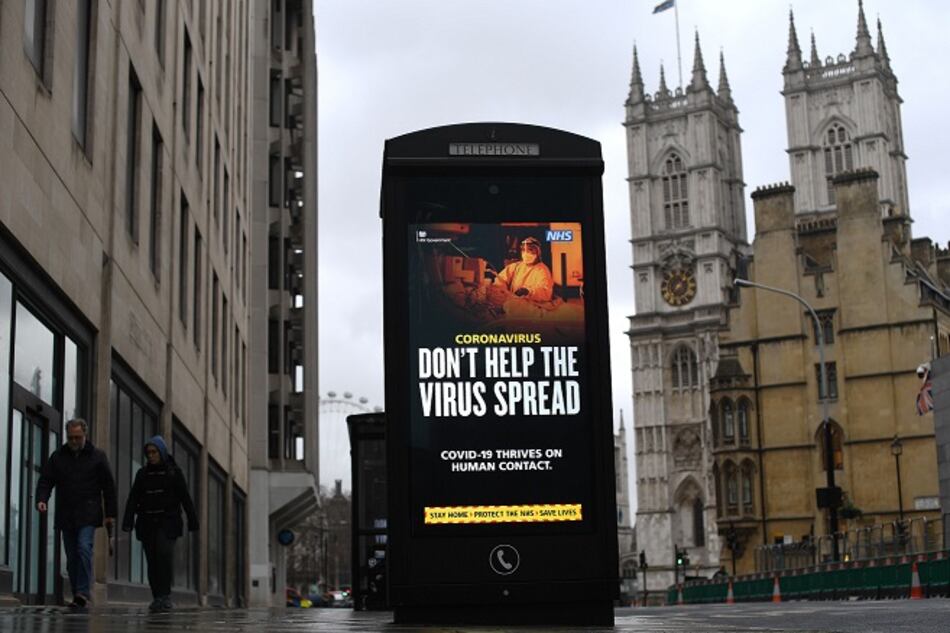 Londres se dispone a aislar en hoteles a quien regrese de países de riesgo de coronavirus