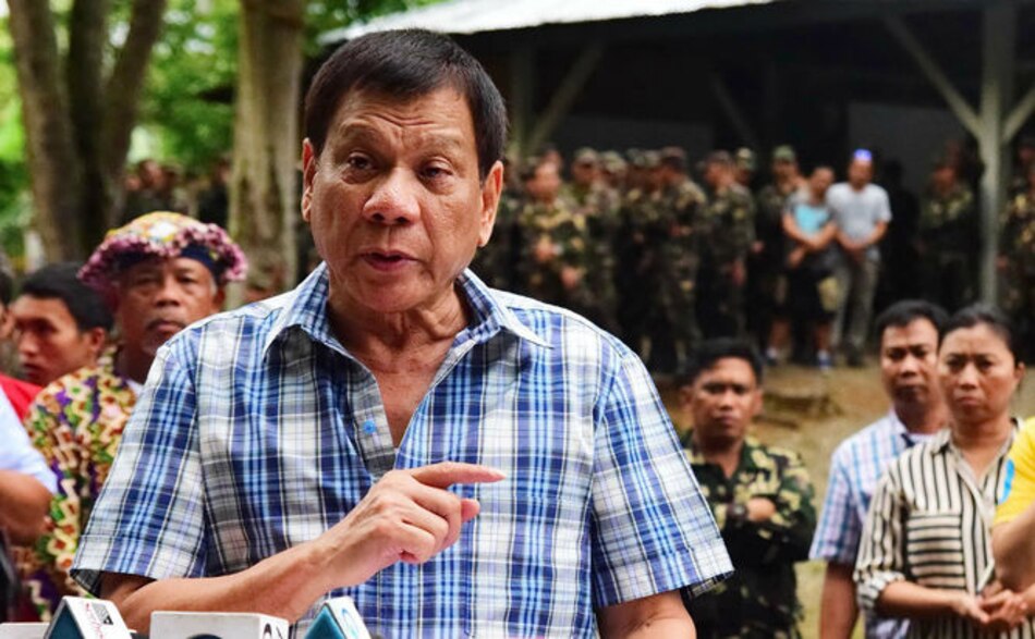 Sicario testifica en el Congreso de Filipinas que presidente Rodrigo Duterte ordenó asesinatos