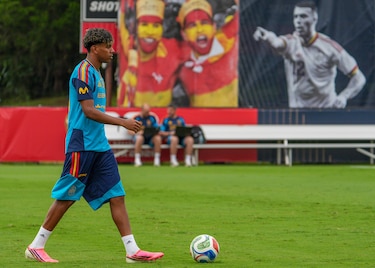 Haaland, Lamine Yamal, Olise, Luis Díaz... debutantes frente a las expectativas