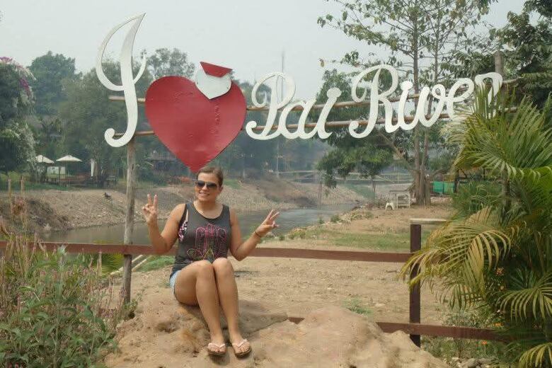 ‘Vi una luz caleidoscópica antes de quedarme ciego’: el joven que sobrevivió a un envenenamiento masivo por metanol en el que murieron 6 personas