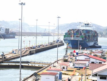 Panamá evalúa endurecer las medidas ante el auge del coronavirus