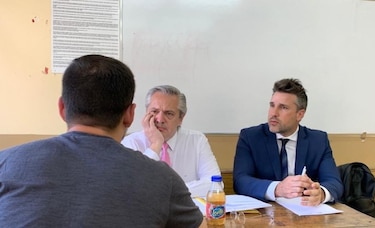 Presidente de Argentina seguirá dando clases en la universidad