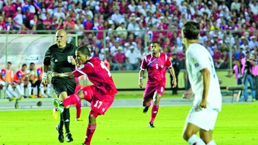 Un triunfo en 12 partidos en casa