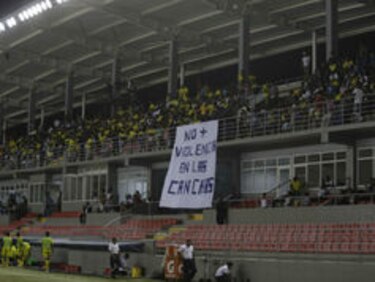 Chorrillo vence 3-0 al Atlético Nacional y va a la final