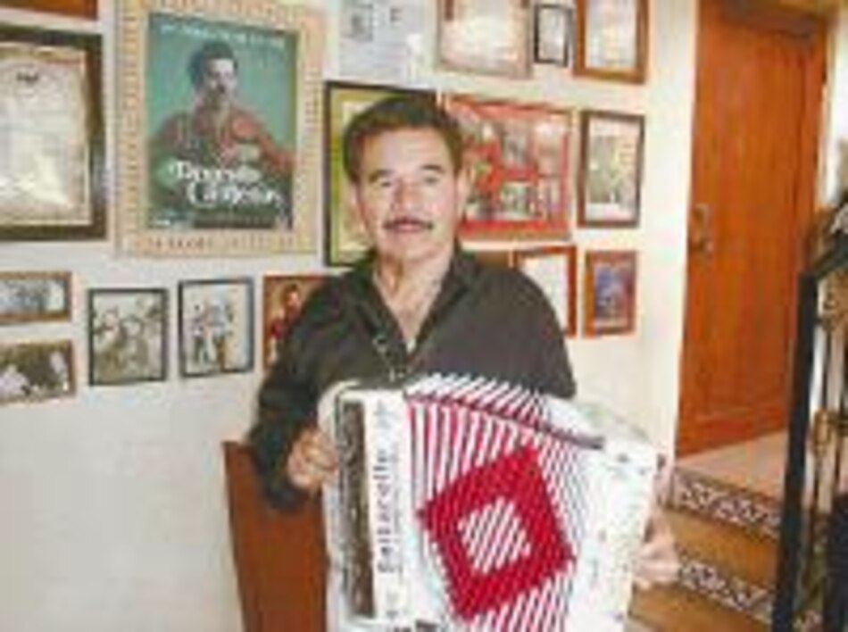 Diez huevos por un violín