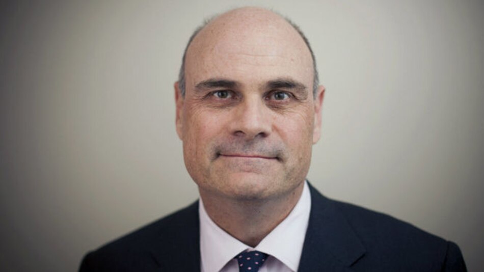 Renuncia el director ejecutivo de la aseguradora AIG