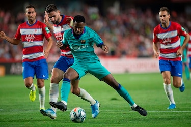 El Barcelona naufraga en Granada y el Atlético encalla contra el Celta