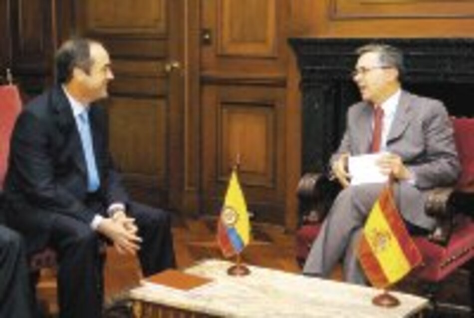 España ofrece venta de aviones