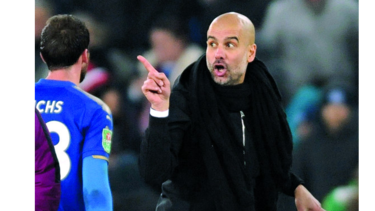 Bravo se luce en los penales con el City