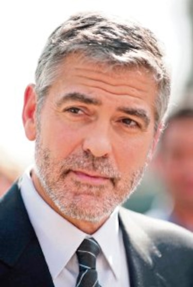 Anillo de novia de Clooney causa incomodidad