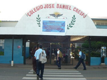 Se reanudan las clases en colegio José Daniel Crespo