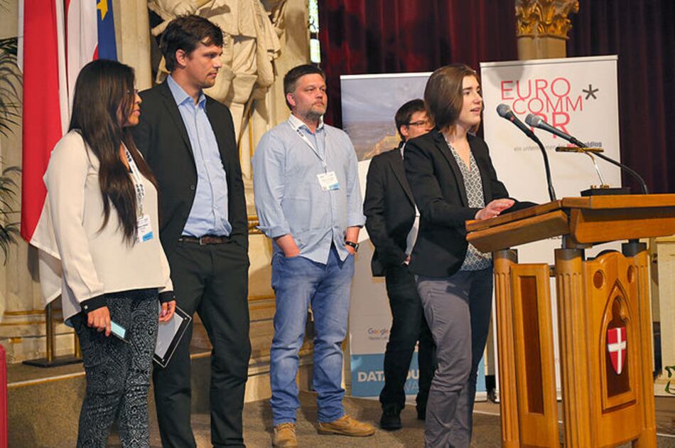 Premian a la investigación periodística que sacó a relucir las prácticas de Mossack Fonseca