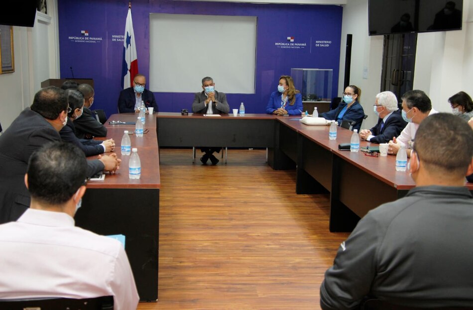 Se disuelve Comité Asesor creado por Turner; médicos tienen un nuevo rol