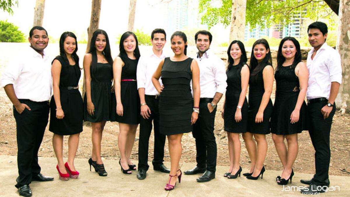 Froilán Fuentes, Michelle Novoa, Melissa Adams, Diana Wu, Emanuel Trejos, Katherine Martínez, James Logan, Johana Sánchez, Julia Saavedra, Astrid González, Felipe Jaramillo y Elizab