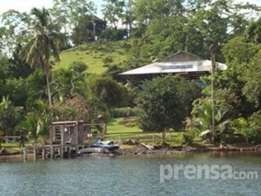 Embajador holandés supone que el pasaporte de Wild Bill es falso