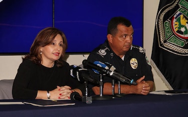 Policía Nacional retiene 2 millones dólares y drogas en operativos