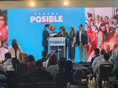 Torrijos se ríe de su eventual expulsión del PRD y anuncia quién coordina su plan de gobierno