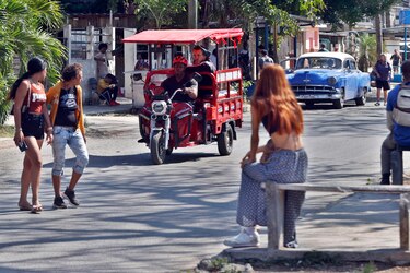 Trump vuelve a hablar de diálogo con Cuba mientras la situación se agrava en la isla