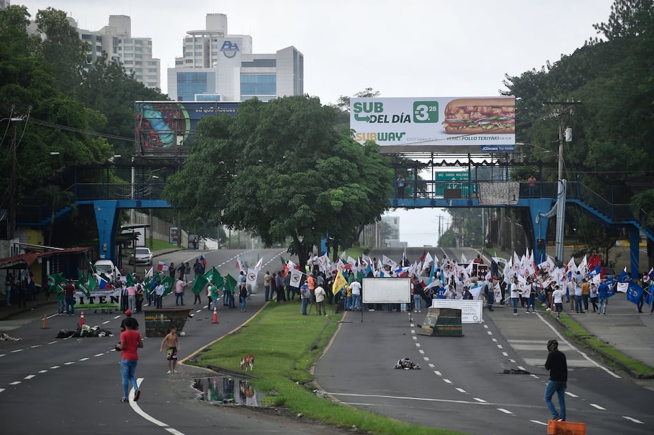 Diálogo: sin acuerdo en reducción de tarifa eléctrica