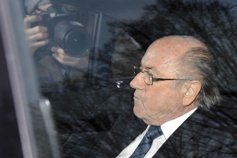 Blatter afirma que sus cargos por corrupción fueron retirados