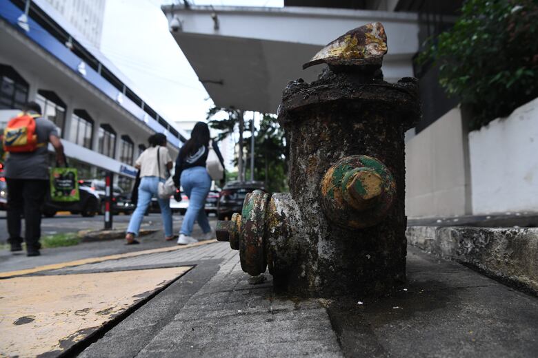 Deficiencias en la infraestructura contra incendios en Bella Vista: 69 hidrantes están inoperativos