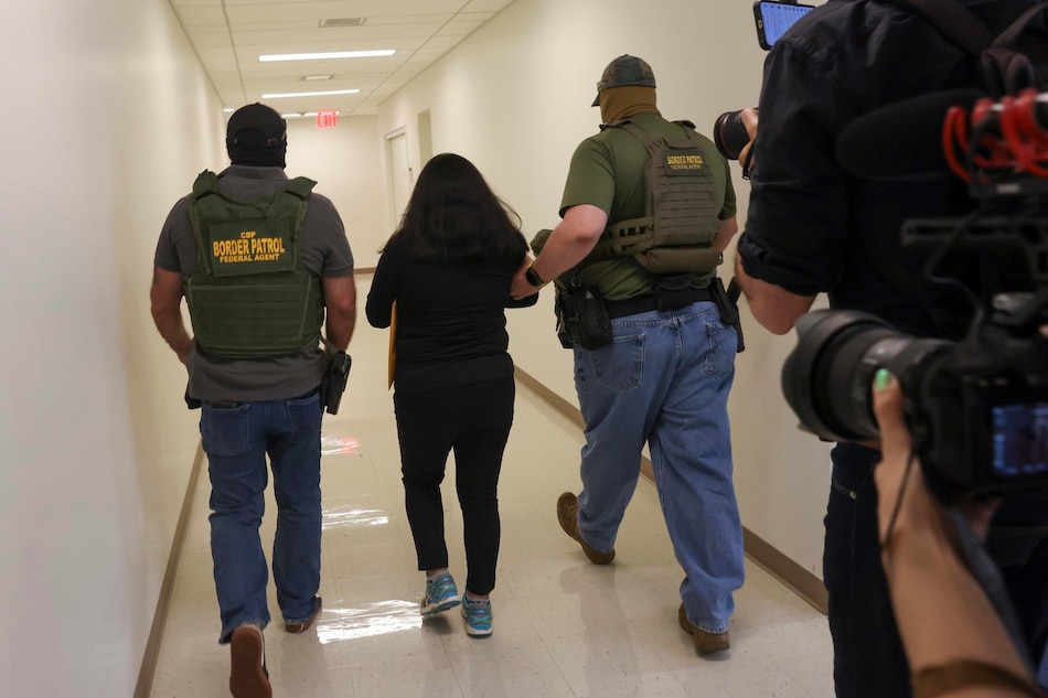 El fiscal de Florida invita a la gente a reportar a sus exparejas para deportarlas de Estados Unidos