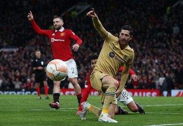 Lewandowski prolonga su racha goleadora y se reafirma al frente de la clasificación