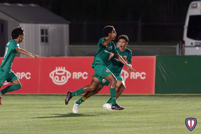 Duelo de potencias y sueños en juego en las semifinales de la Copa Talento Colegial