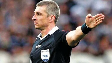 El VAR le quitó roja a un jugador que fue expulsado en Brasil