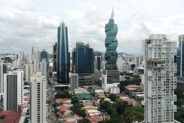 Panamá recompra $2,970 millones en bonos y reduce deuda en $204 millones