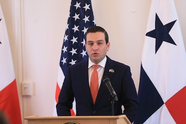 Kevin Cabrera se estrena como embajador con advertencias sobre China y reproche a críticos del MoU