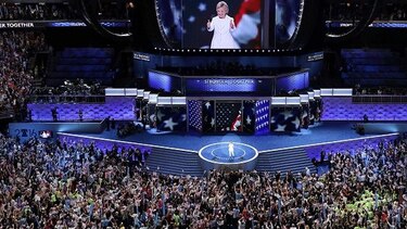 Clinton promete gobernar con mano firme en mundo peligroso